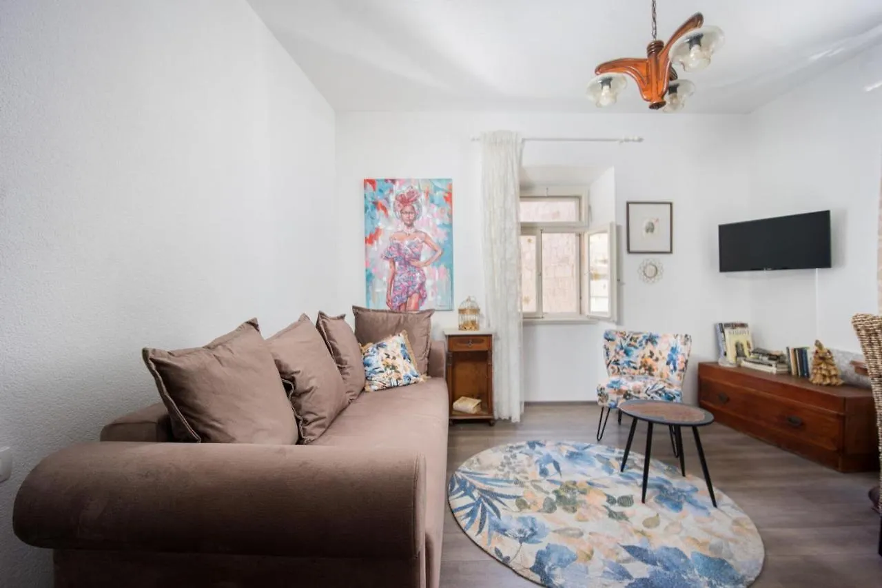Stonehouse Lino For 6 With Sea View Apartment Trogir